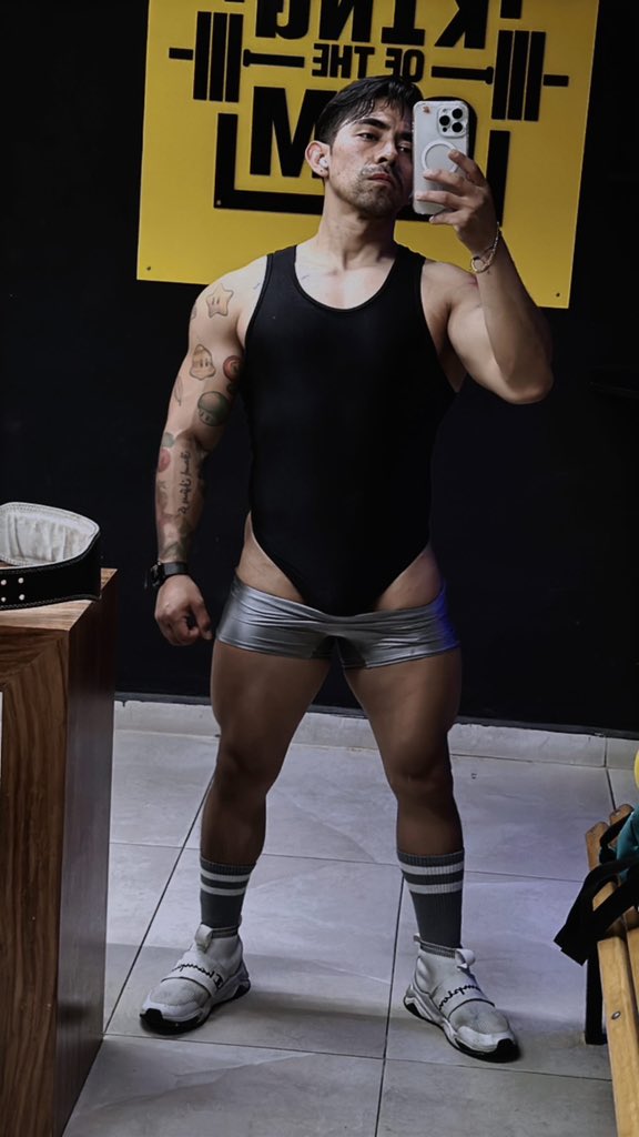 el Chapis omega Ω beta β zeta ϴ😁🙈😄🥰🤪🤭😒🤠♎️ (@isaakito_jimros) on Twitter photo 