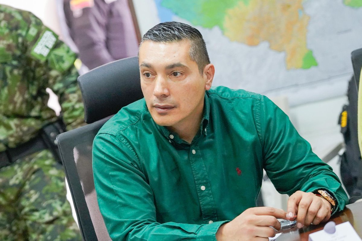 OctavioGuzmanGu's tweet photo. Desde la mesa humanitaria en Popayán acompañamos el anuncio del @mindefensa, @MinInterior, @DefensoriaCol, @COL_EJERCITO sobre la liberación de los 57 uniformados en #Argelia.

Siguiendo el llamado del presidente @petrogustavo, las comunidades no pueden ser instrumentalizadas por estructuras ilegales.

La paz requiere legitimidad y confianza institucional.

#Cauca #Ejército #Argelia #ElTambo #Seguridad.