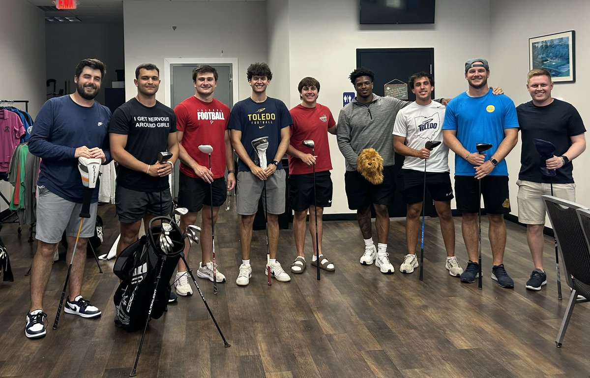 Specs (+ Chip)🏌️‍♂️
