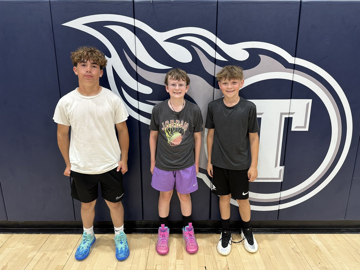 LSW Basketball tweet media