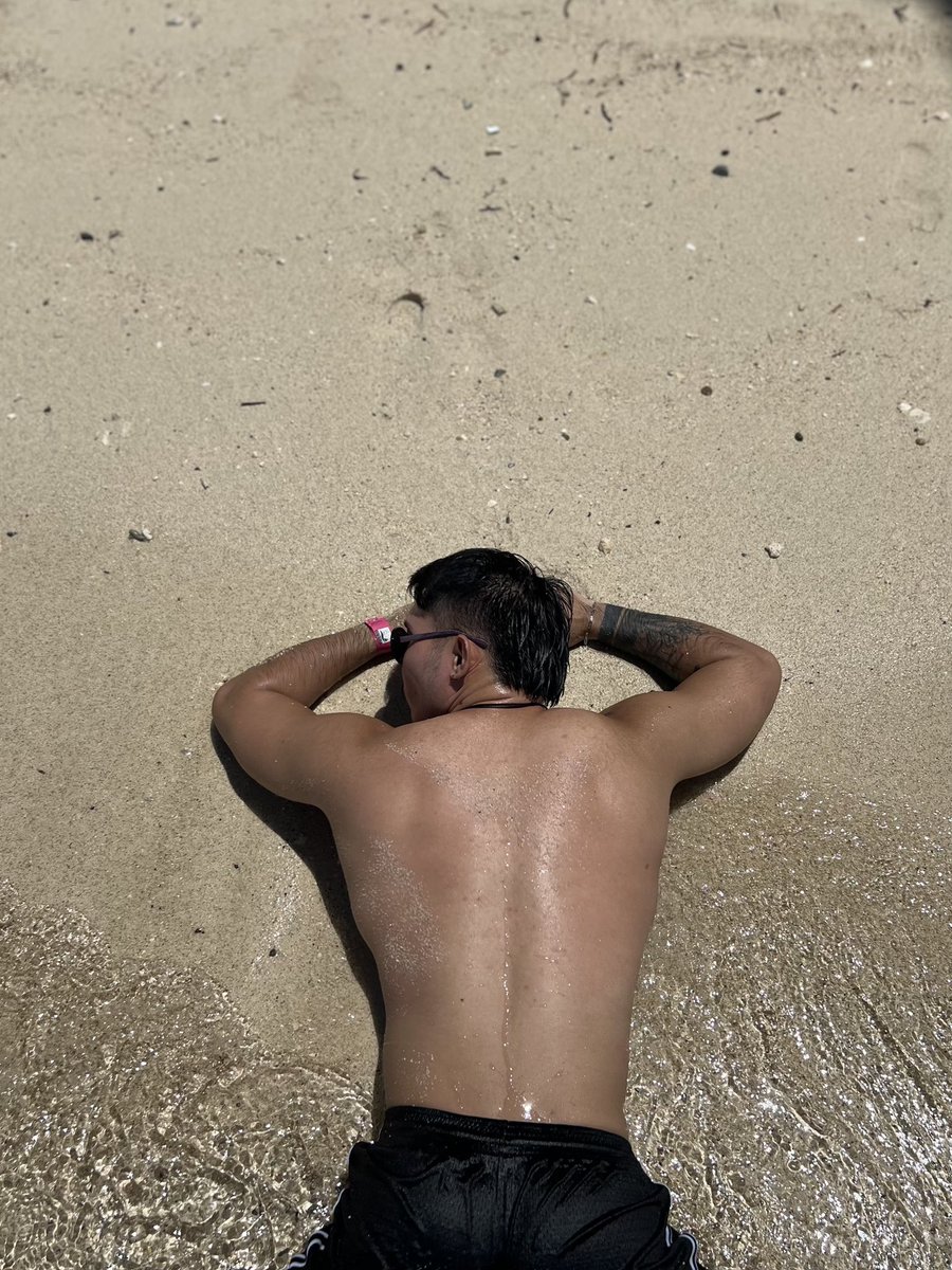 HanabizzyGymguy's tweet photo. Heat waves 🌊 https://t.co/SKPcM4e8hf