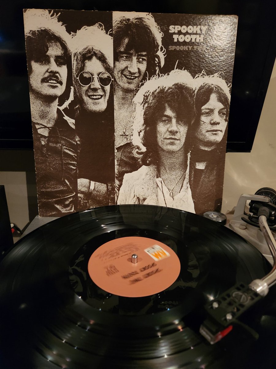 SpinVinyl1's tweet photo. Spooky Two is a fantastic album by Spooky Tooth. Released in 1969 it has so many great songs and should have been more highly celebrated than it was. 
#SpookyTooth #SpookyTwo #vinylrecords https://t.co/MbmizO3WkA