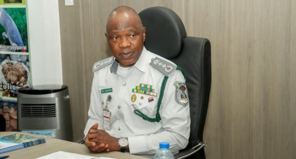 abati1990's tweet photo. Senate raises Nigeria customs 2025 revenue target to N10 trillion https://t.co/2cqTt7tlOD

Qatar | Vanna | Israel and Iran | Ceasefire https://t.co/MPkOUysxBh