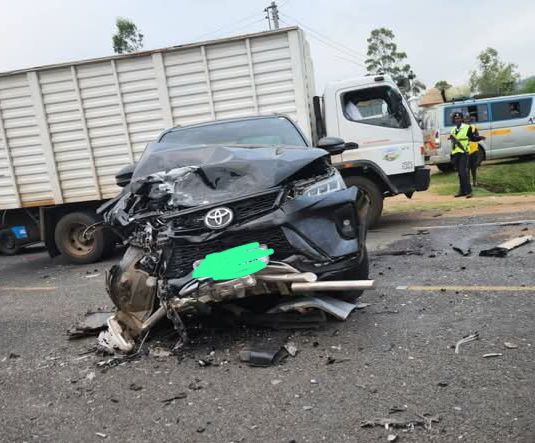 2/2
He couldn’t feel anything for three whole days after the accident. His body had gone numb, and his mind had followed. On the fourth day, he started trembling. His body was finally awakening to the tragedy. Each time he sat in the car, his legs would tremble violently. (1)