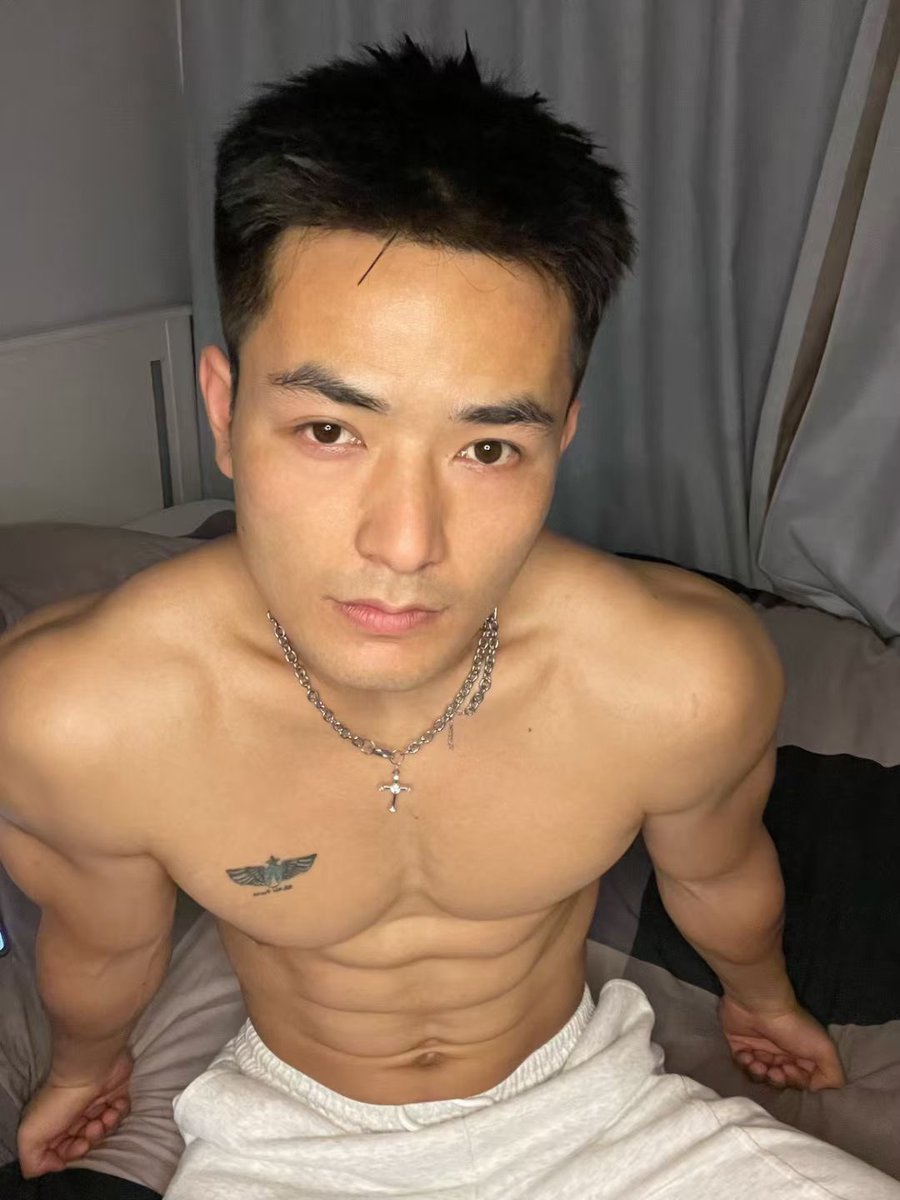 北京Beijing短期, 25/183cm/78kg/1, 健身教练兼职模特, 肌肉线条流畅清晰