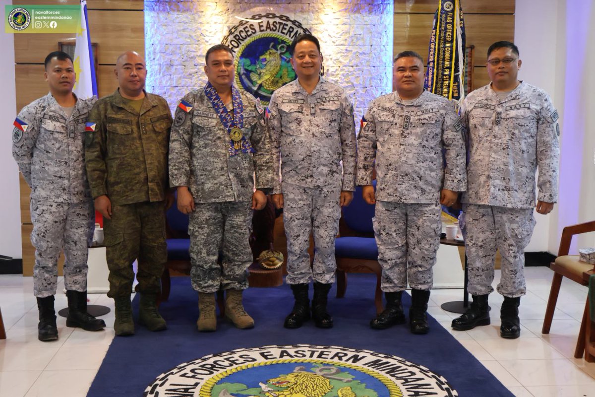 LOOK | Director, AFPCLOAC Visits Naval Forces Eastern Mindanao

facebook.com/share/p/15uyuT…

#ProtectingtheSeasSecuringOurFuture
#ModernandMultiCapablePHNavy
#OneAFPOnePhilippines
#StrongAFPStrongPhilippines