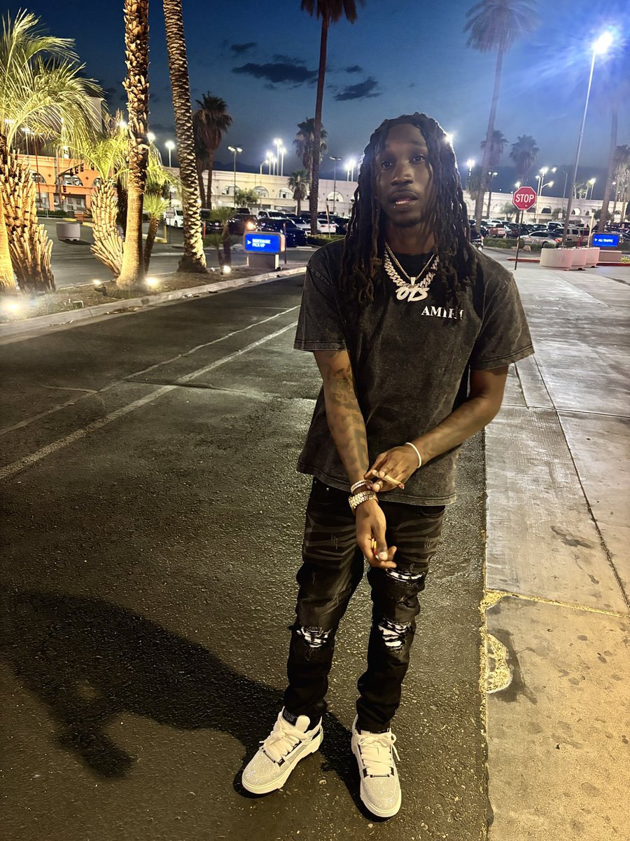 offset_tezzy's tweet image. Blessed To See Another 1🙏🏾♋️