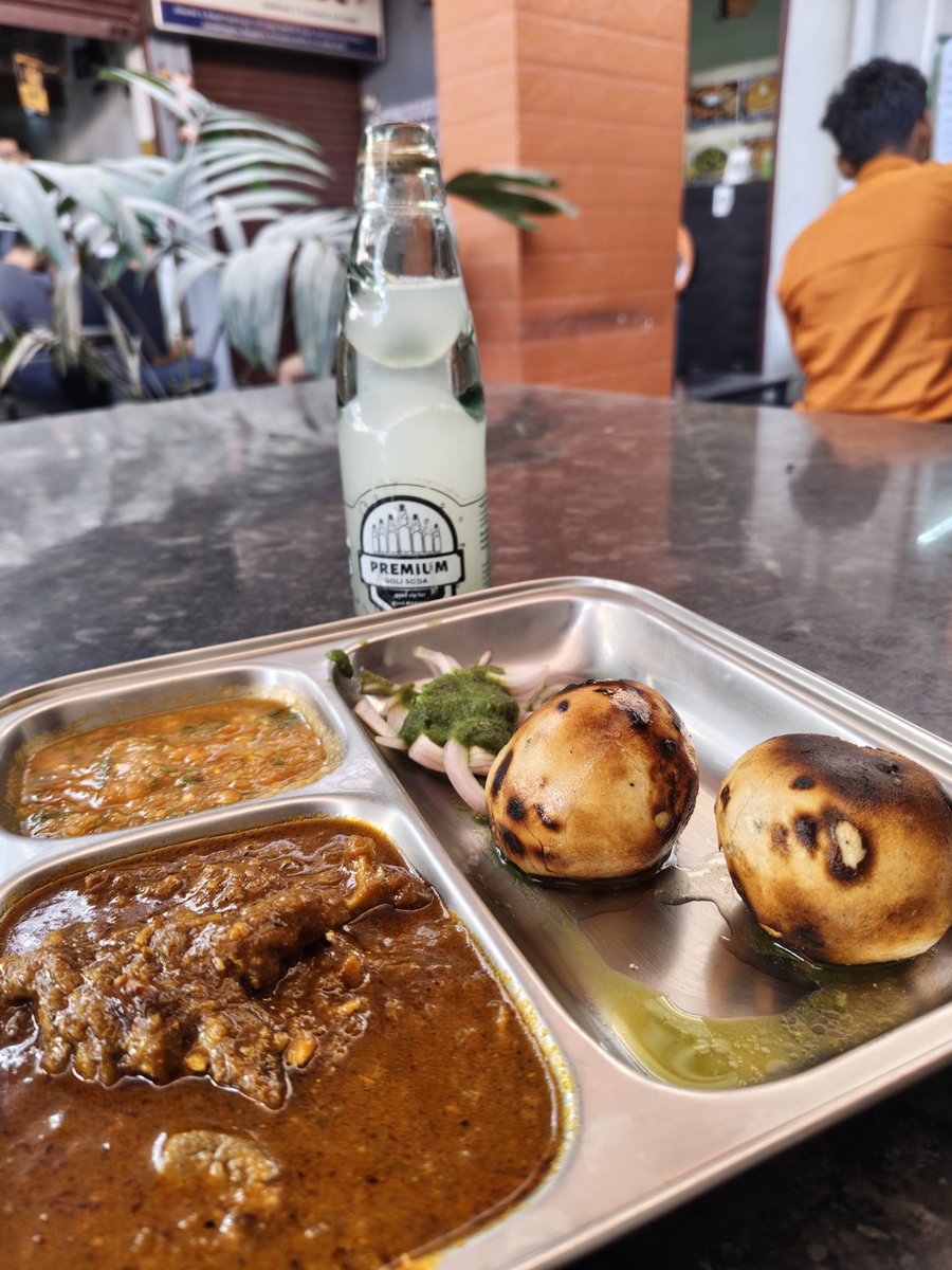 Needed a hug; had champaran mutton handi with litti instead