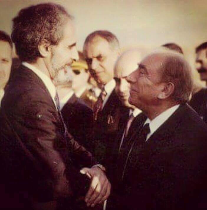 Ömrünü Türk Dünyası'na adamış Ebulfez Elçibey'i doğum gününde saygıyla anıyoruz. 

Ruhu şâd olsun.