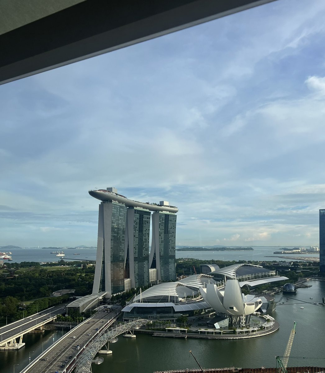 Singapore… 2 weeks until I’m yours 💘 please reach out for my remaining availability. x