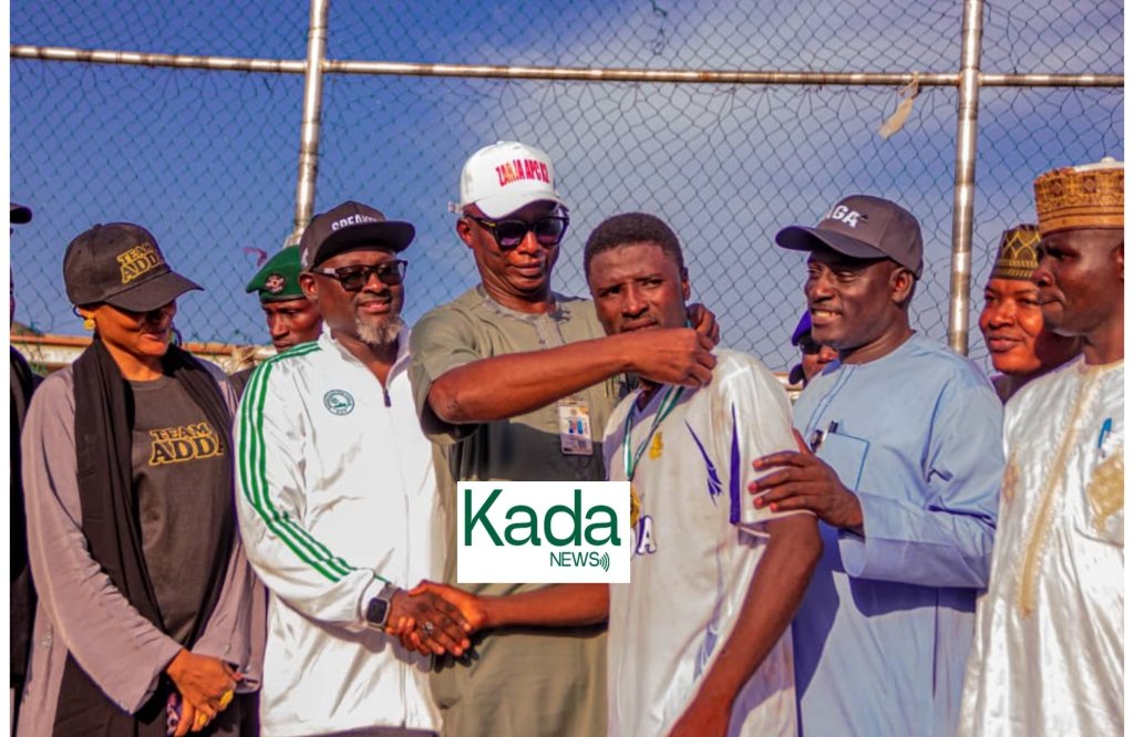 kadanewsng's tweet photo. Team ADDA Crowned Champions as KADIRS Boss Comrade Jerry Adams Graces 5-Aside Football Finale in Honour of Rt. Hon. Abbas Tajudeen In Zaria, Kaduna
#KadaNews #KadaTV #KadaNaija #KadunaGist #TeamADDA #ZariaFootballFinale #RtHonAbbasTajuddeen #KADIRS #KadunaSports https://t.co/41SUYacEy5