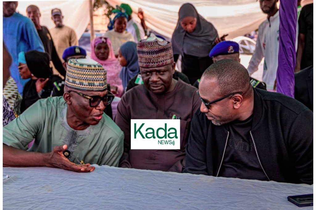 kadanewsng's tweet photo. Team ADDA Crowned Champions as KADIRS Boss Comrade Jerry Adams Graces 5-Aside Football Finale in Honour of Rt. Hon. Abbas Tajudeen In Zaria, Kaduna
#KadaNews #KadaTV #KadaNaija #KadunaGist #TeamADDA #ZariaFootballFinale #RtHonAbbasTajuddeen #KADIRS #KadunaSports https://t.co/41SUYacEy5