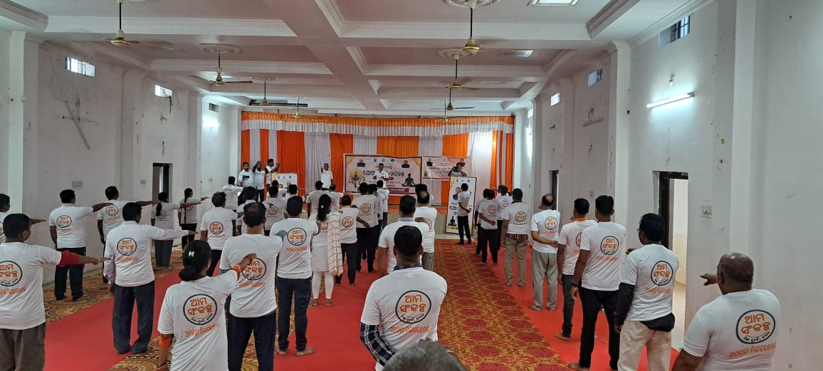 balliguda's tweet photo. Observation of International Yoga Day-2025 at Town Hall,NAC Balliguda.
@DMKandhamal 
@HUDDeptOdisha 
@IPR_Odisha 
@CMO_Odisha https://t.co/CA5yS67L4q