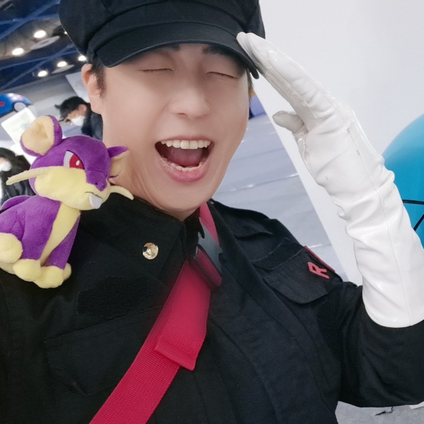 앗차차 동료였구나-!