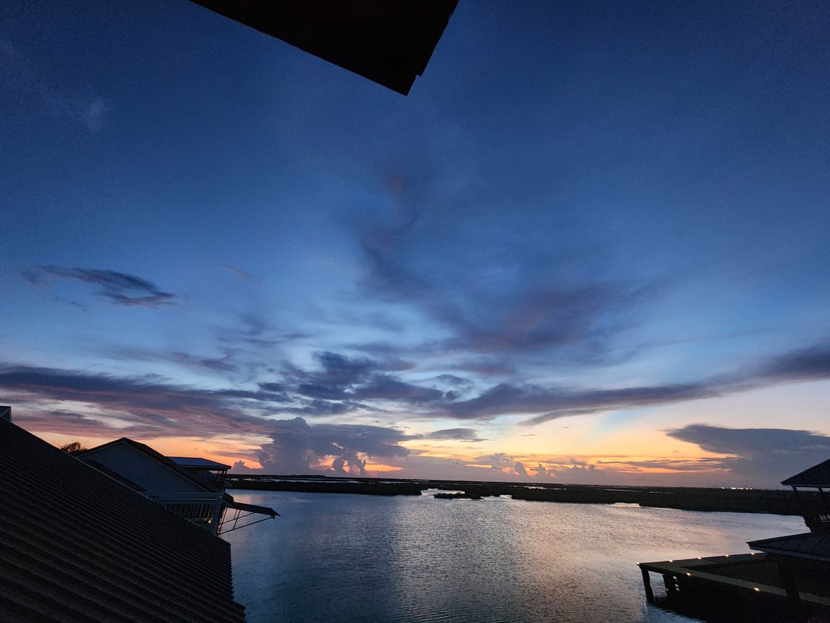 poolsfull tweet media