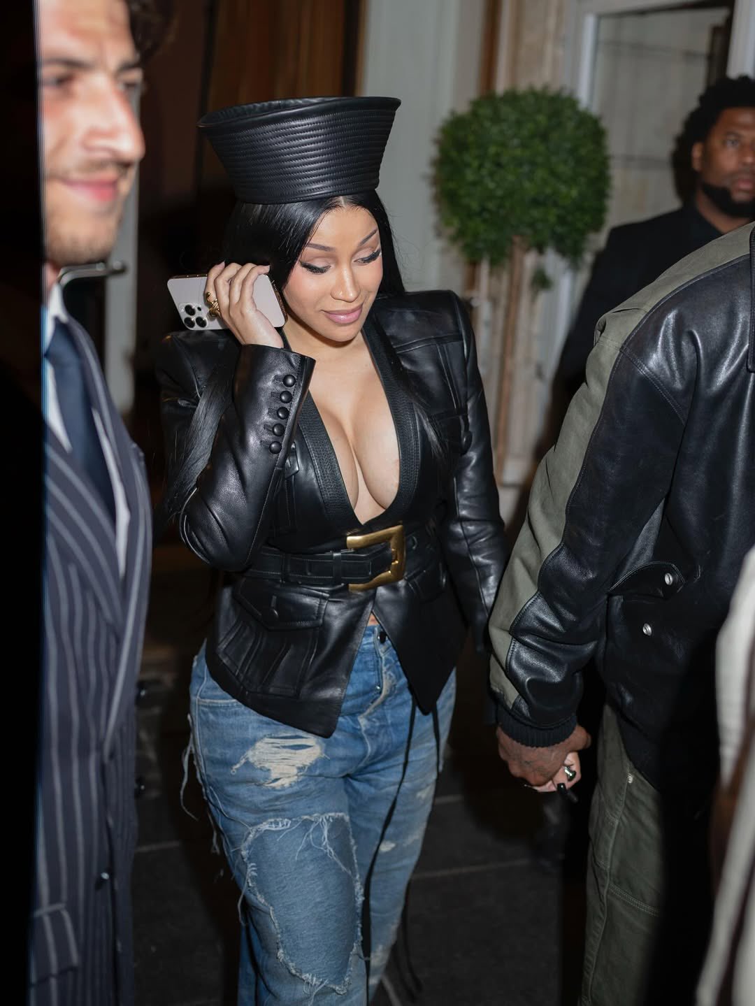 GuLBPT2W8AANDDM?format=jpg&name=large This Unexpected Pair Just Broke the Internet — Cardi B And Stefon Diggs Look TOO Good Together