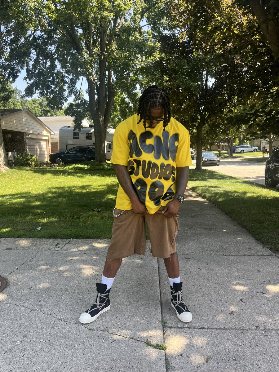 Tyuawn's tweet photo. I’m so damn smooth I snipe shit , I ain’t never speaking onna bidness 😎🤙🏾 #WHAMTOUR https://t.co/EaUYtpP1Cq