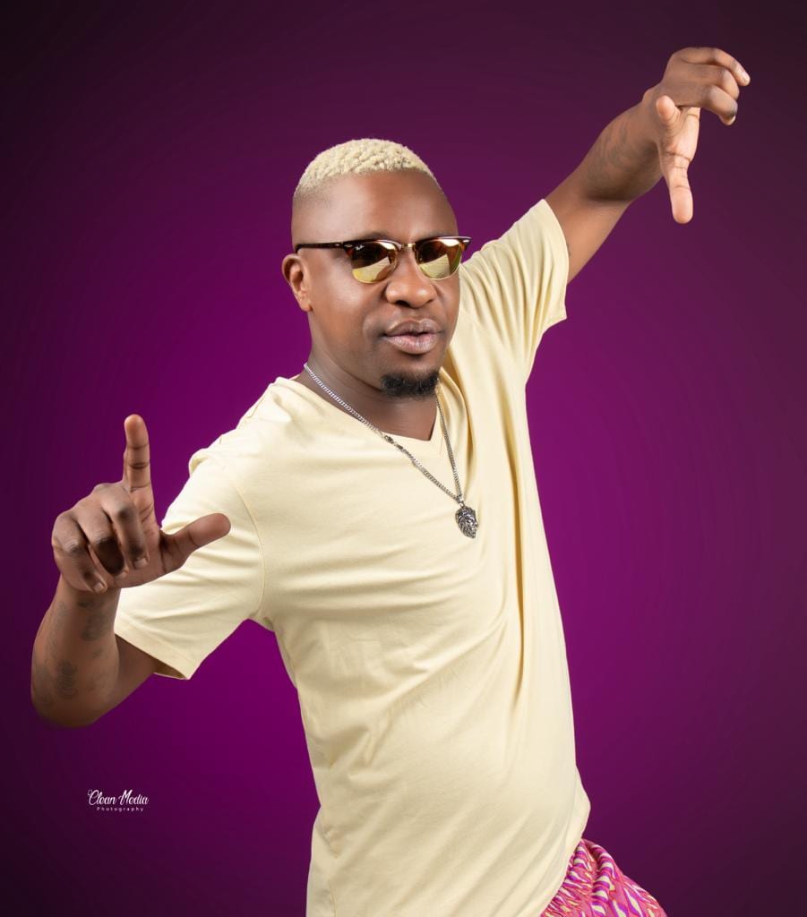 365 Days,and this one gets to be mine🎉🎉 Happy Birthday to me❤️🍾🍾🍾