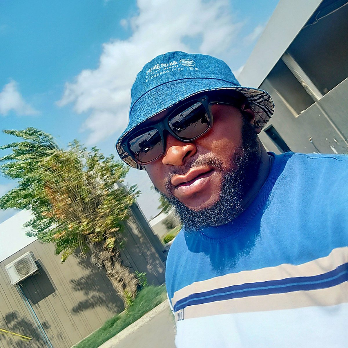 Mukango002's tweet image. #NewProfilePic