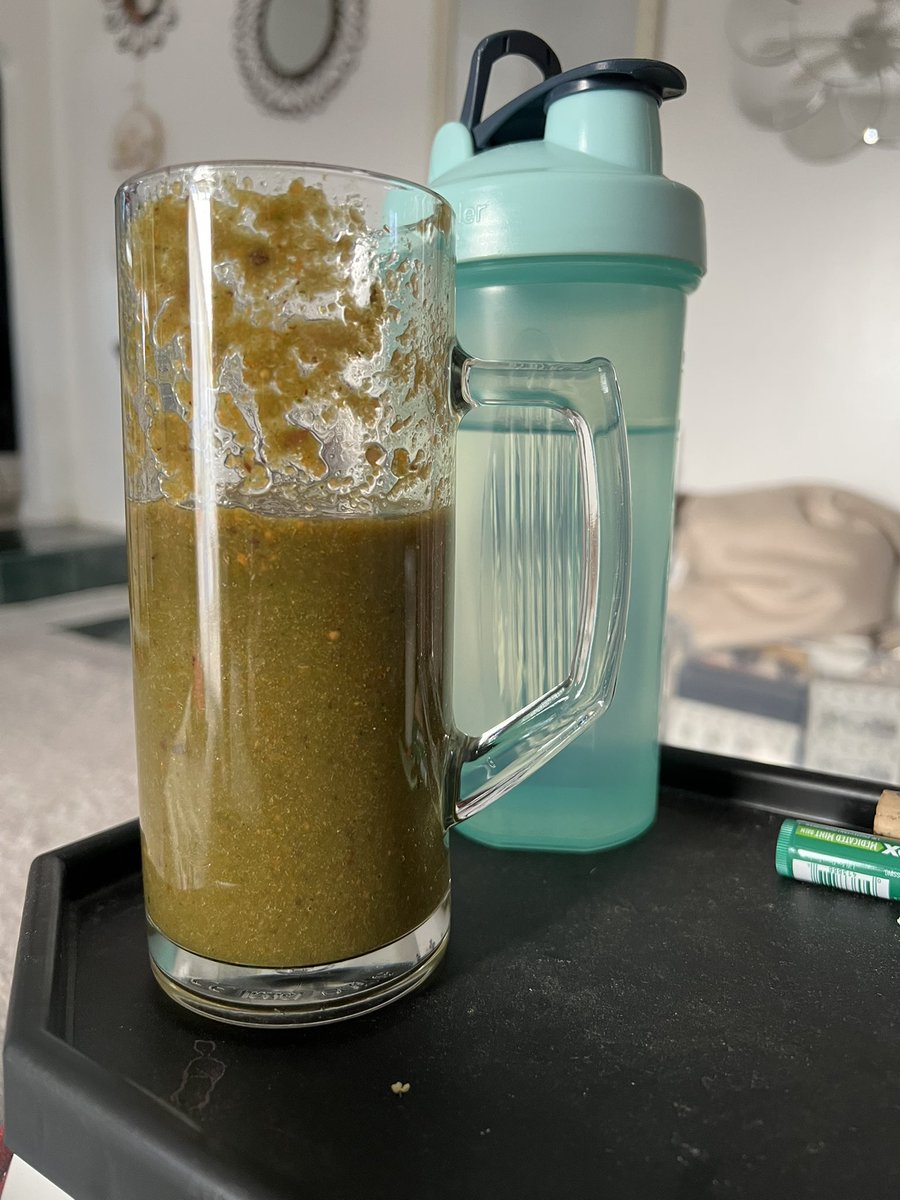 Improvised liquid salad using what was available. Cabbage, spinach, celery, carrots, lemon, tomatoes, dried cranberries, blk pepper, garlic/salt &amp; Tabasco all blended in a good old-fashioned blender. Not the prettiest, but delicious. ❤️‍🔥