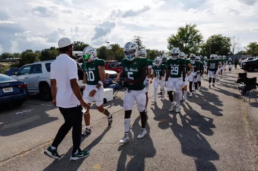 Blessed to receive an offer from William Woods University Football 💚🤍 <a href="/troyk21/">Troy Kowal</a>