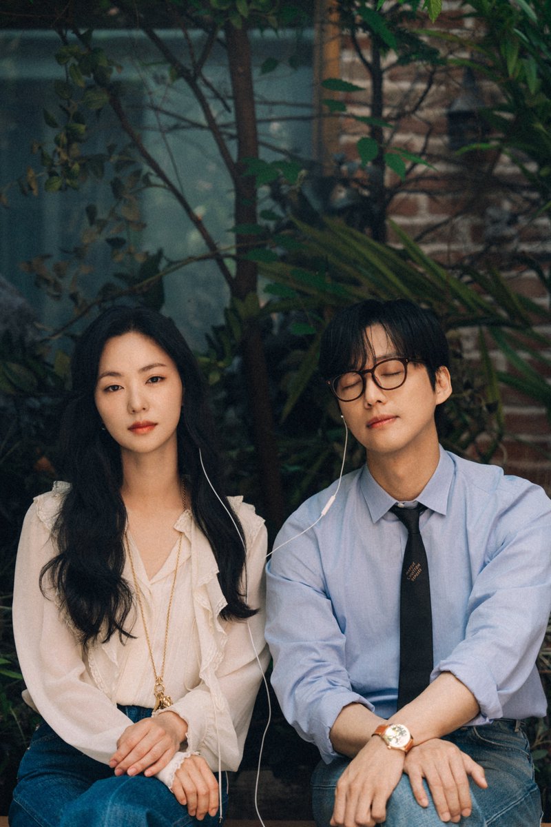 두 사람이 서로에게 스며드는 이 순간
감독 제하와 그의 뮤즈 다음🤍

SBS 금토드라마 <우리영화>
☞ [금,토] 밤 9시 50분

#SBS금토드라마 #우리영화
#OurMovie #정통감성멜로
#멜로 #우리영화스틸 #스틸
#필름카메라스틸 #필름카메라
#남궁민 #전여빈 #이설 #서현우