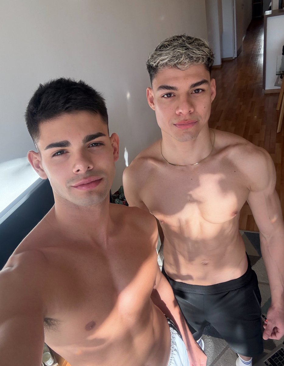 You curious to see who’s the loser… and what they have to do? ✊🏼💦
+18👉🏼 Onlyfans.com/diegojoelx
