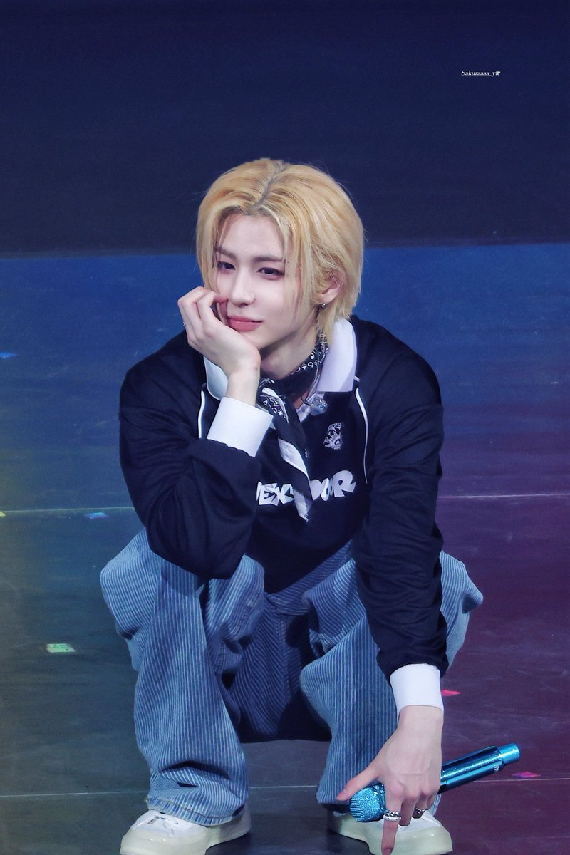 250218
🌻

#BOYNEXTDOOR #보이넥스트도어 
 #LEEHAN #이한 #イハン