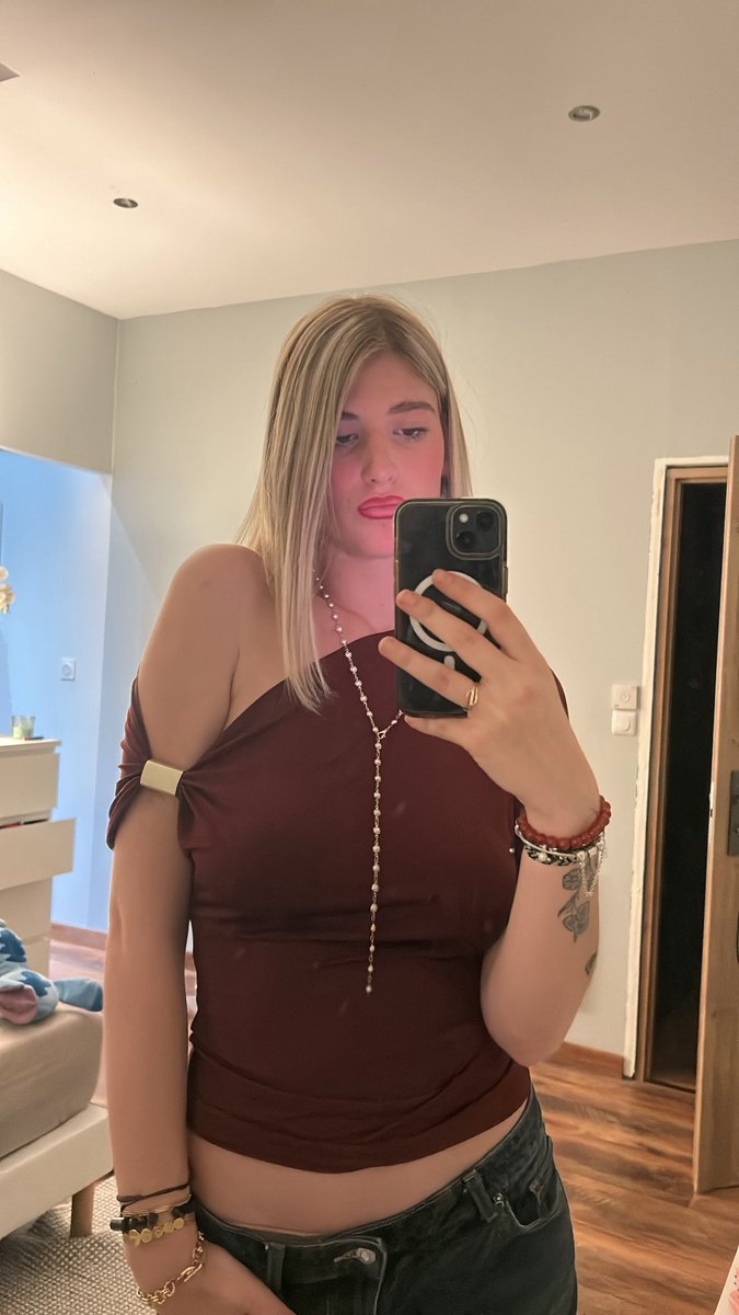 emma tweet media