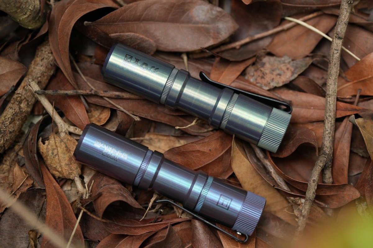 ❤世界の軍隊・特殊部隊・SP・警察機関でも使用♪❤照射距離800m❣懐中電灯 FlashlightGo JP (@FlashlightGoJP) / X