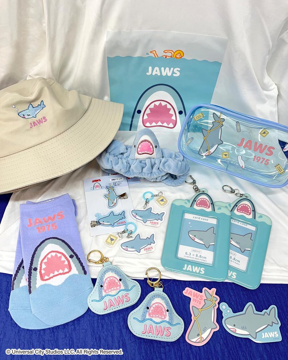 thankyoumart's tweet image. #ジュラシック・ワールド / #ジョーズ
サンキューマートに再襲来🚨⚡

📝WEB先行予約：6/25(水)12:00～

🦖｢ジュラシック・ワールド」
thankyoumart.jp/collections/ju…
🦈｢ジョーズ」
thankyoumart.jp/collections/ja…

※商品ページは予約開始時に公開となります。
※各商品上限数に達し次第、受付終了となります。