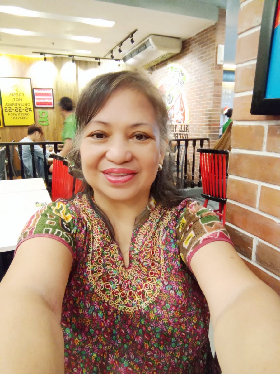 teresita_lydia's tweet photo. #simpleME 💖🌷🔥 https://t.co/8FPMzpqVqY