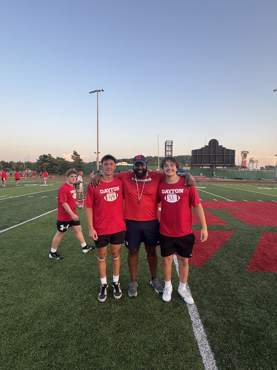 john_eckenrode6's tweet photo. Had a great experience today at the @DaytonFootball camp. Got the opportunity to get a lot of reps in and learn a ton! @greyson_goodman @BrutonKendrick https://t.co/m4wII2rkll