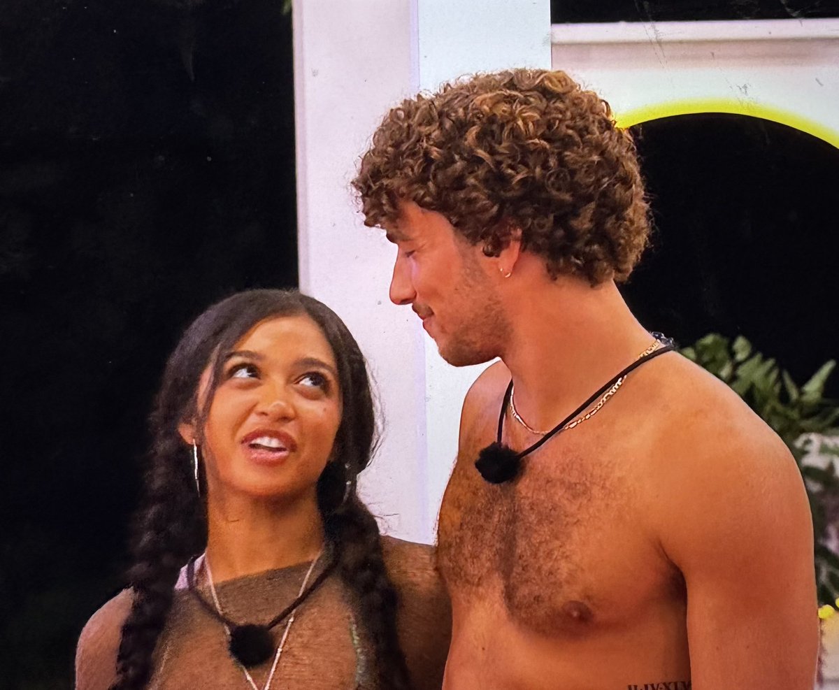 14152651sS3xy's tweet photo. shipping cierra and jack harlow🤭❤️ #loveislandsusa https://t.co/wlAsuXWtdA