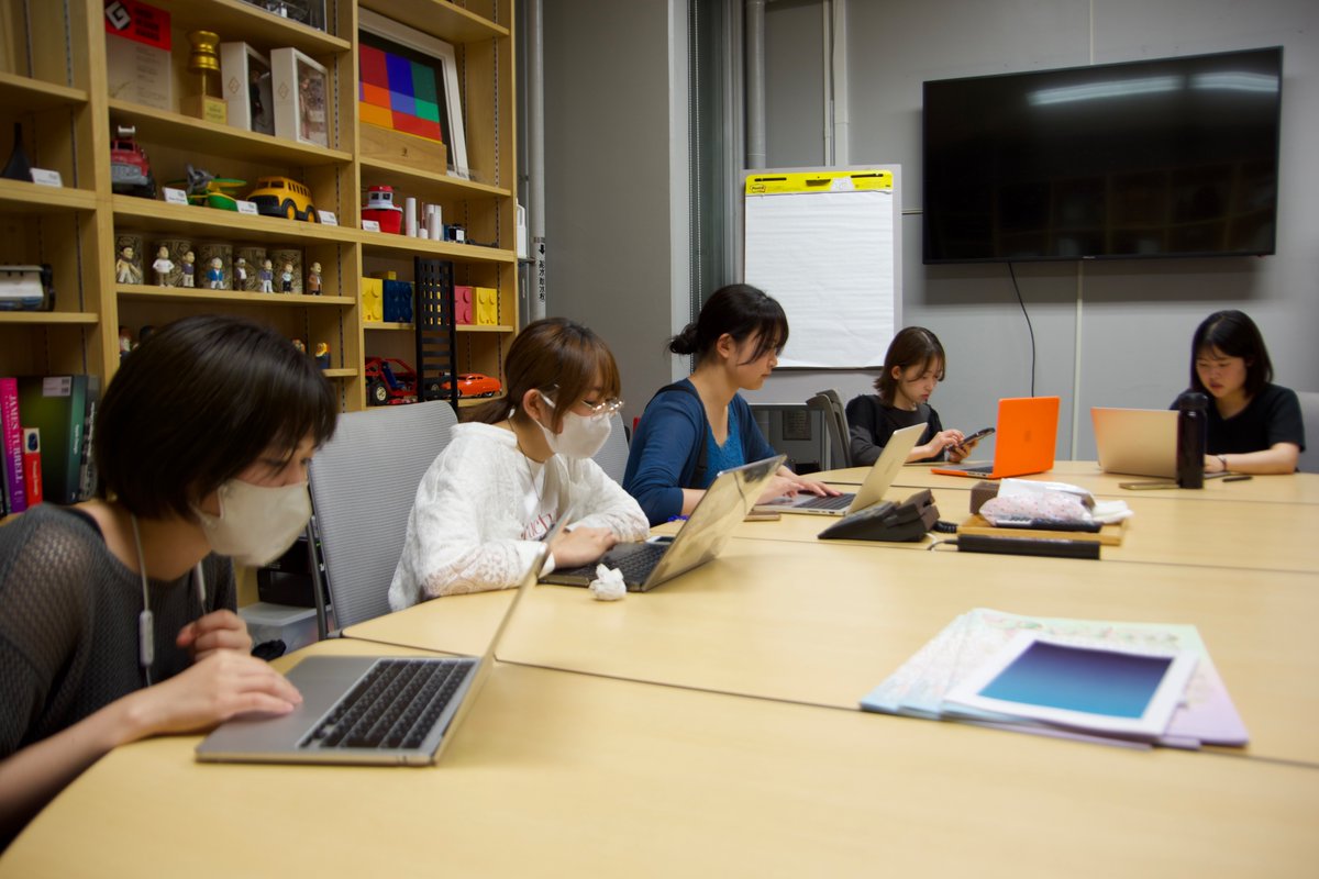 多摩美フリーペーパーRAW tweet media