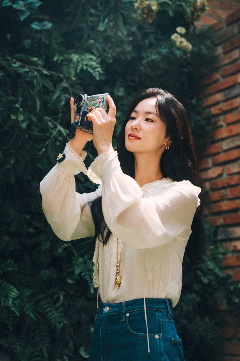 notfossil379_'s tweet photo. 아니 습스에서 드라마 메인 커플 화보를 말아주는데요...? 너무 좋아서 주저앉음.. https://t.co/1rsVQYij79