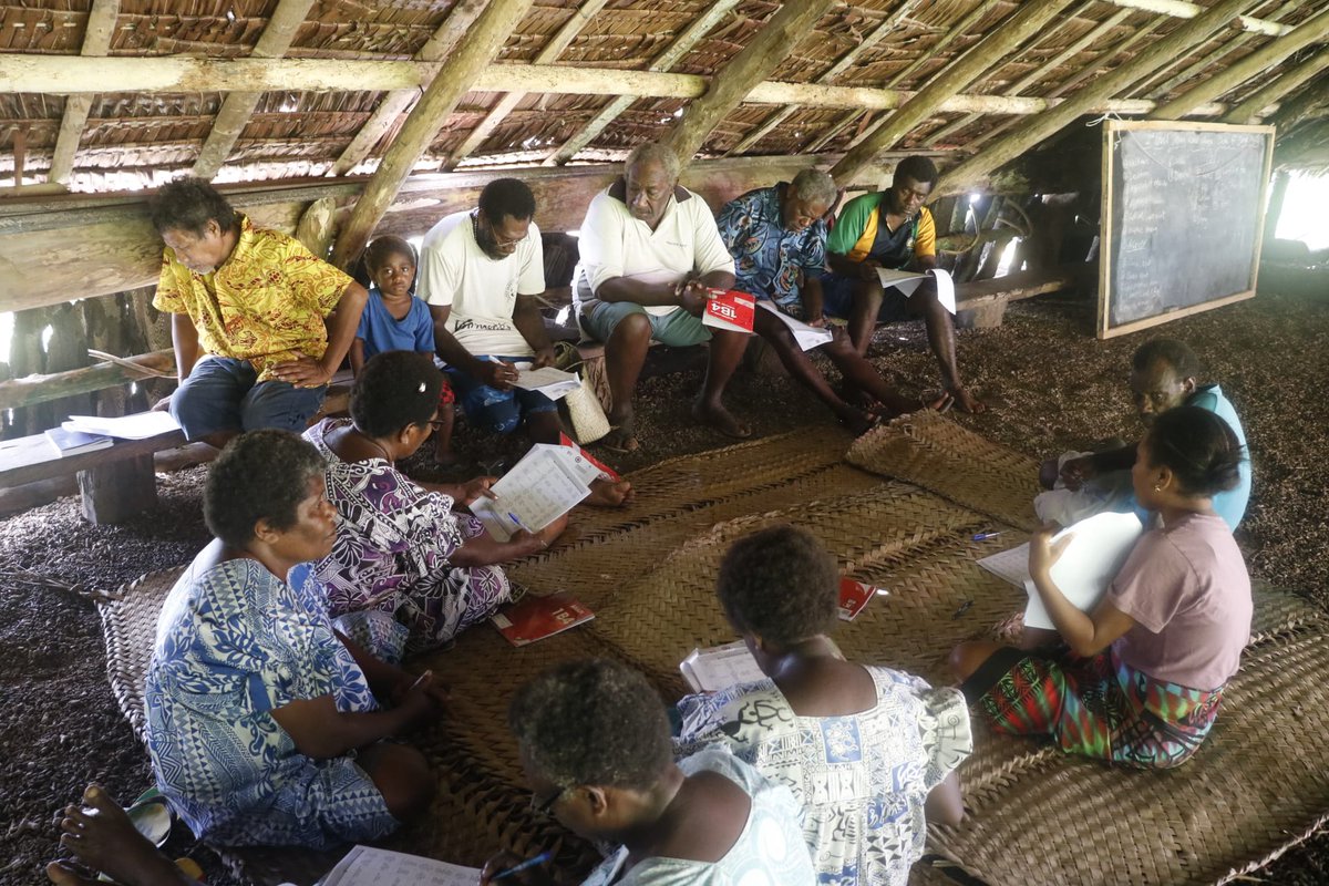 SprepChannel's tweet photo. 🇻🇺 A dedicated team from @ForecastVMGD and the #VanKIRAP Project recently concluded a significant 10-day mission across East Epi, successfully engaging communities in preserving vital traditional knowledge for climate resilience.
🔗➡️ https://t.co/9yWkiWwlWE
#ResilientPacific https://t.co/Nh3xYKHbat