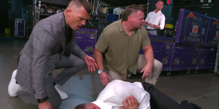 WWE RAW