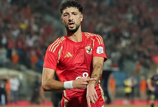 ‼️ H I S T Ó R I C O ‼️

Wessam Abou Ali ha logrado el PRIMER HAT-TRICK PERFECTO en TODA la historia de los torneos oficiales intercontinentales de clubes (1960-2025)

Además es el SEGUNDO jugador que le hace un hat-trick a un rival europeo en este tipo de torneos, sólo por