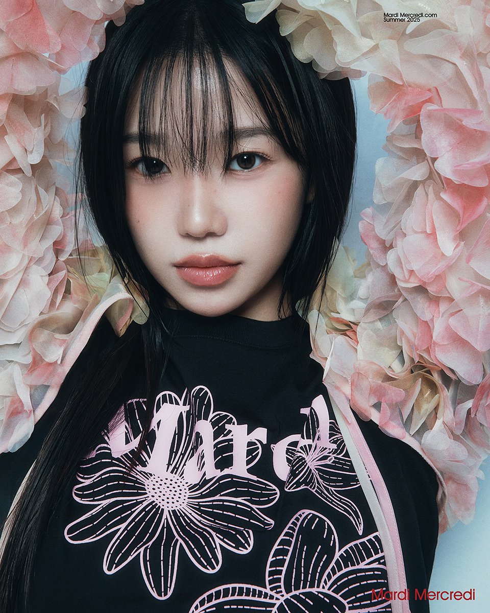 유리 - Mardi Mercredi
⏰
6/27 FRI.
❤️❤️❤️
Elle est adorable

instagram.com/p/DLQ-MxBTpB-/

#조유리 #JOYURI #チョユリ #曺柔理