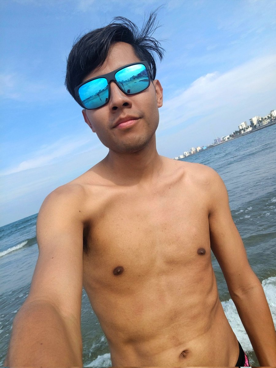 JordanTorresKH's tweet photo. Tal vez ni existo en ese futuro que tanto me preocupa, así que a sonreír y vivir 🐚 https://t.co/qJrqDWNOco