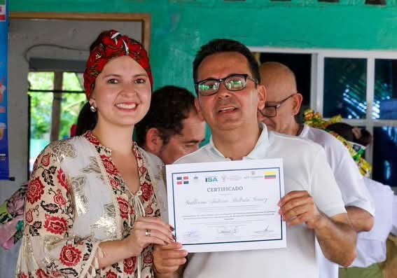 En nuestro intercambio Sur-Sur con <a href="/UniversidadISA/">Universidad ISA</a>, presentamos no solo la política pública de restitución de tierras en Colombia, sino también las transformaciones concretas que esta ha generado: más de 8.300 familias beneficiadas y 128 proyectos productivos activos.♻️🍃