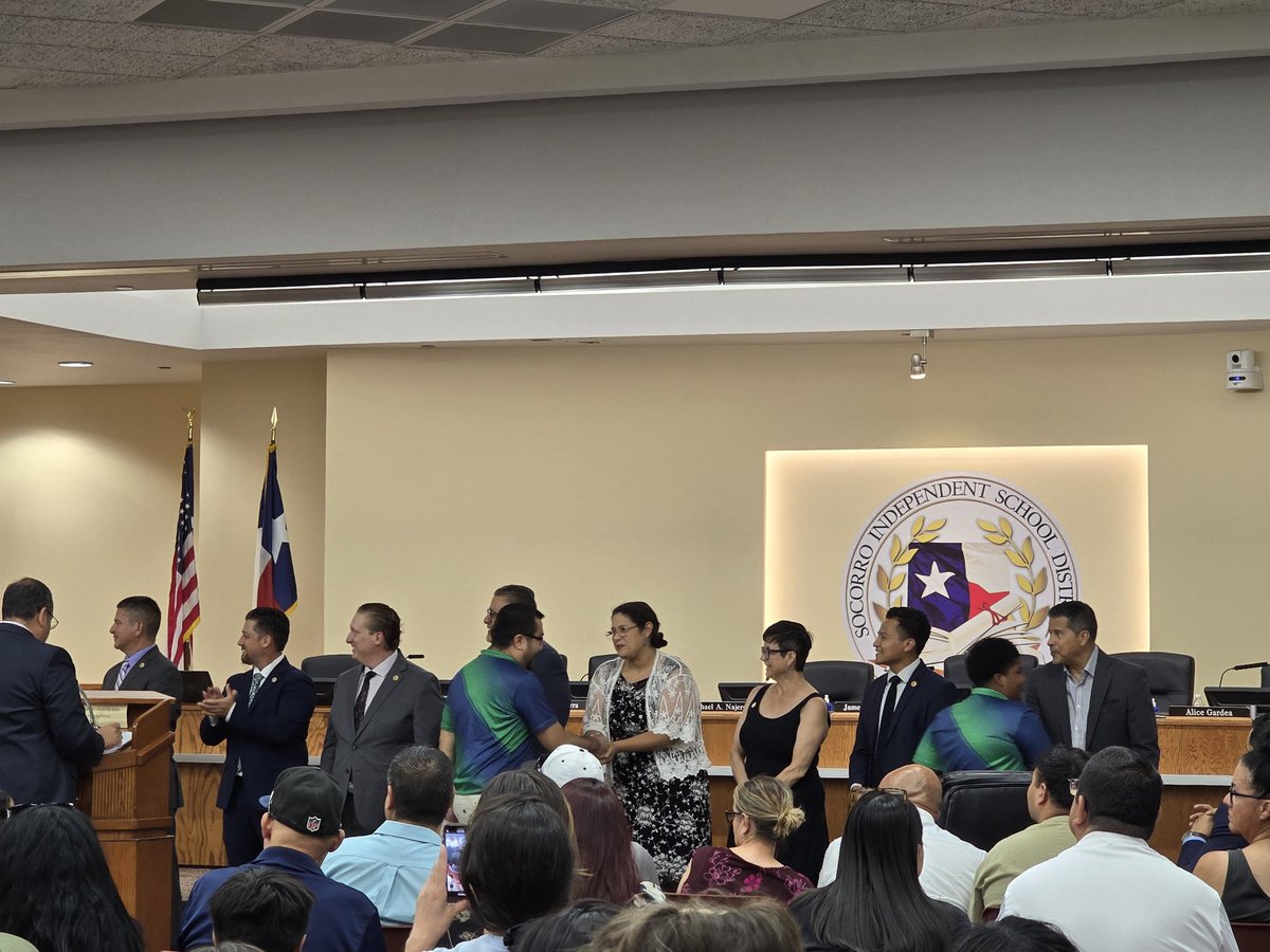 Dr. Melissa (Martinez) Saenz (@montwood_ms) on Twitter photo Congratulations to our <a href="/Montwood_MS/">Dr. Melissa (Martinez) Saenz</a> Stuco for receiving 🌟Board Honors 🌟 for their recognition of being a Sweepstakes Student Council! <a href="/SocorroISD/">Socorro ISD</a> <a href="/SISD_Herrera/">Enrique Herrera</a> <a href="/SISD_HS/">Carlos Guerra III</a> Congratulations to our <a href="/Montwood_MS/">Dr. Melissa (Martinez) Saenz</a> Stuco for receiving 🌟Board Honors 🌟 for their recognition of being a Sweepstakes Student Council! <a href="/SocorroISD/">Socorro ISD</a> <a href="/SISD_Herrera/">Enrique Herrera</a> <a href="/SISD_HS/">Carlos Guerra III</a>