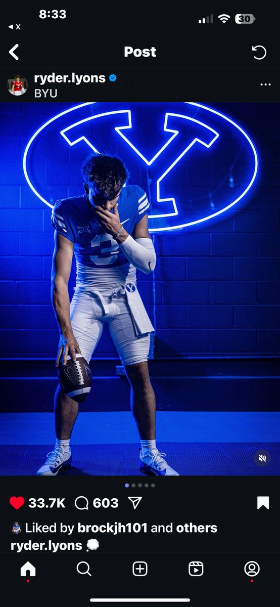 Bomb3r_CFBMafia's tweet photo. Uhhh? 🧐
🔥🔥😉✌️
@BYUfootball @ryderly0ns @Big12Conference https://t.co/s9GCBNfKeA
