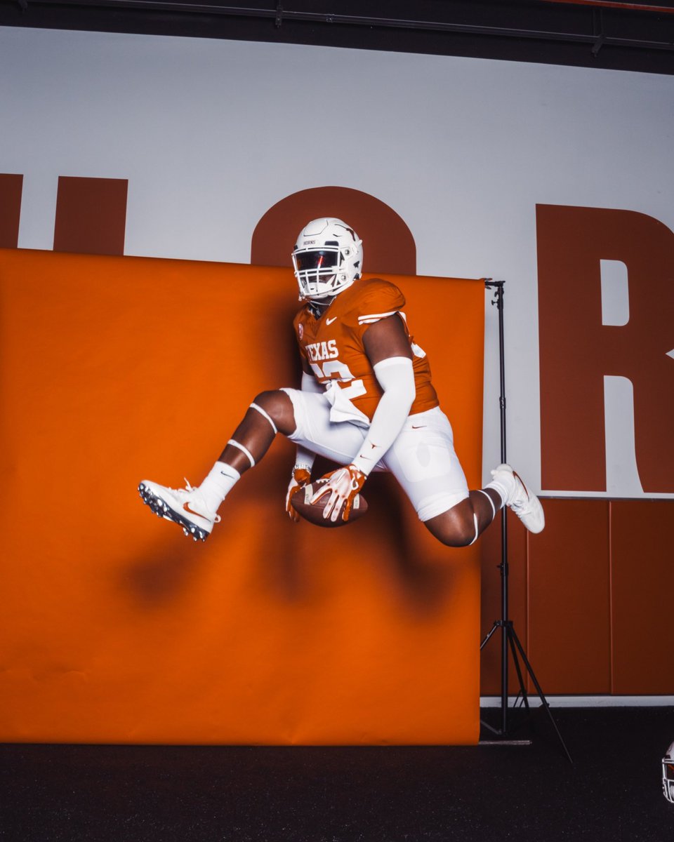 JamesJohnson_52's tweet image. Had a great time at the University of Texas🤘🏾@CoachK_Baker
