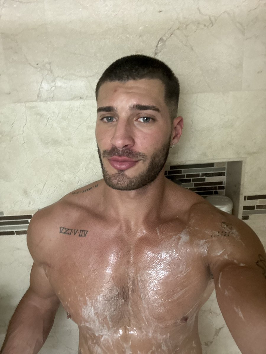 thebeast30535's tweet photo. https://t.co/3jR7FD4B0j tap for more 💦 https://t.co/5sDdZEtmMQ