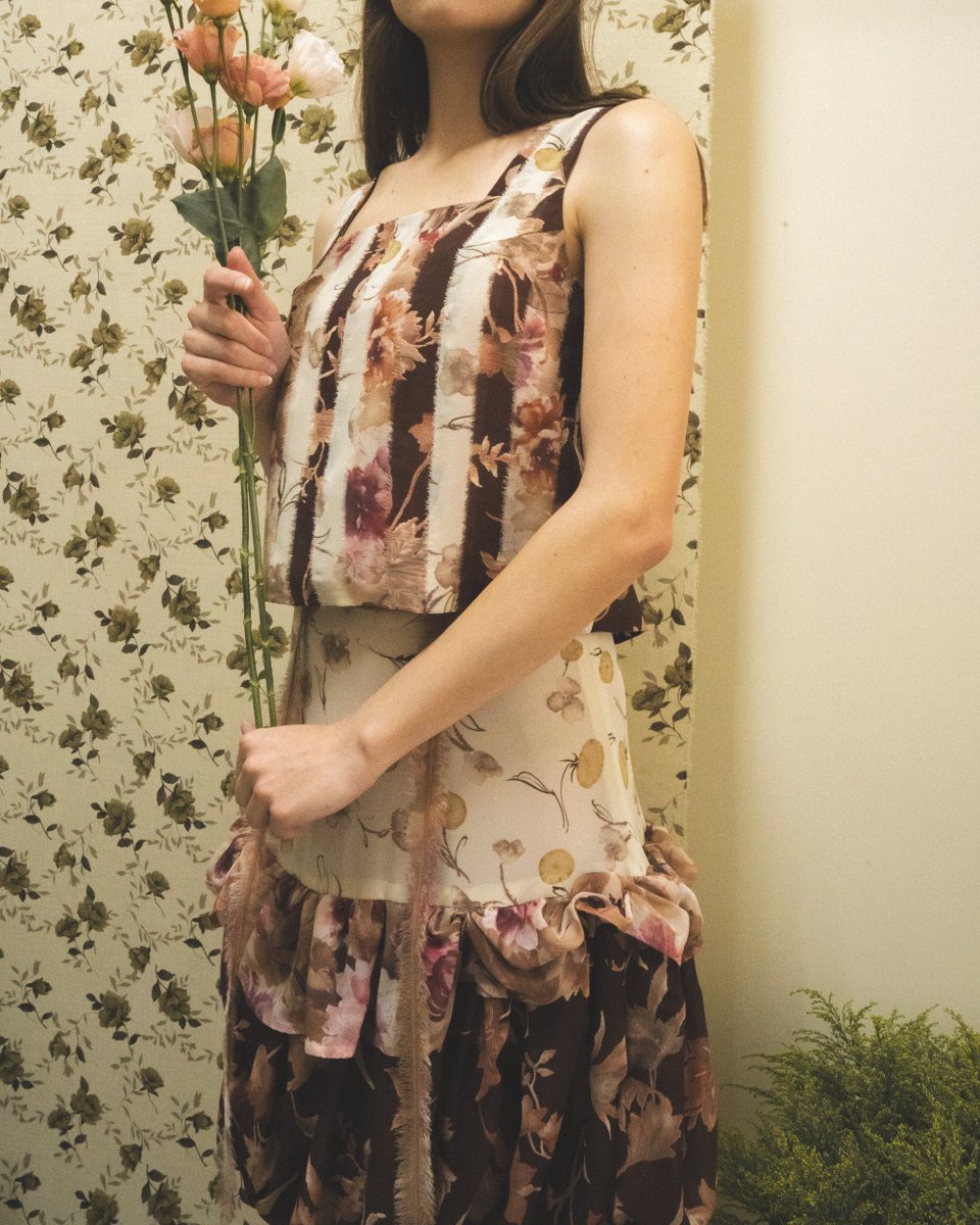 claudiacloudyah's tweet photo. The Romona Blouse and Eleanor Skirt.  
Discover the LETTRE D'AMOUR DE ROCOCO Collection Part II - now available online. 

#fashiondesign #oilpainting #art #floral #chiffon #fashion #design #vintage #womenswear #designer #fashiondesigner #atelier #handcrafted #rococo #balletcore https://t.co/qveMNSKfqc