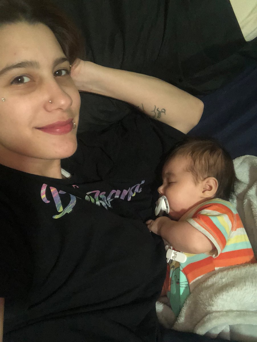 Con mi bebé Tessa mirando #GHxPoggi