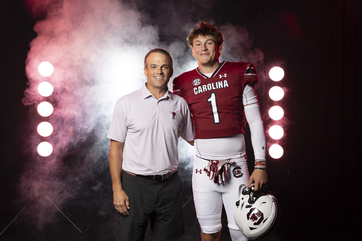 t_riley5's tweet image. Awesome OV in Columbia this past weekend! Big thank you to all the amazing USC coaches and staff for hosting! @CoachSElliott @CoachSBeamer @GamecockFB