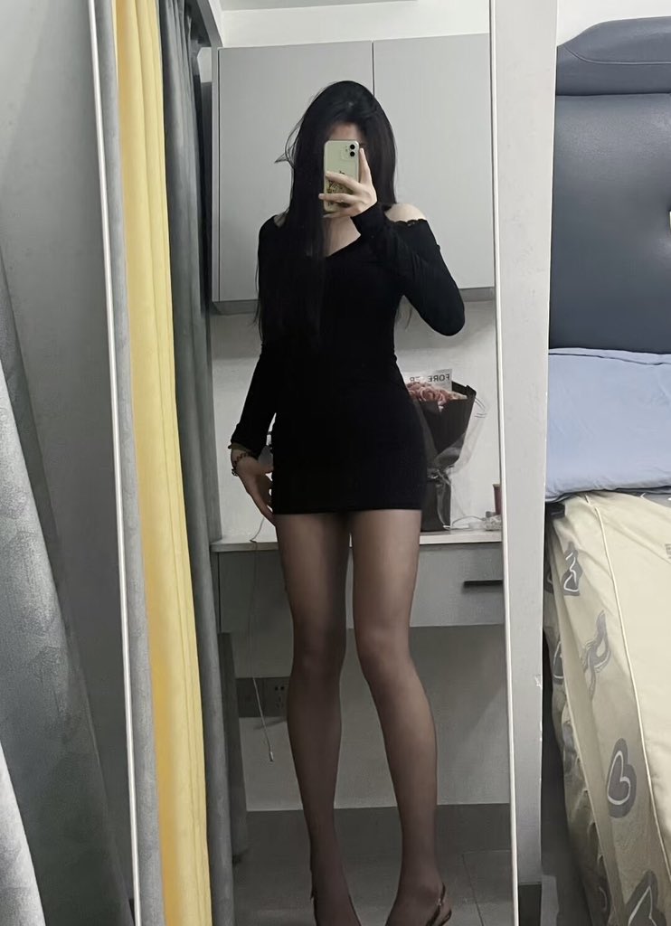 如果我說今晚隨便你玩
            你會不會把我幹到腿軟